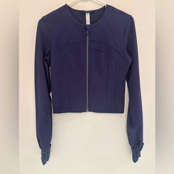 ‼️SOLD‼️Lululemon Define Cropped Jacket *Luxtreme - Picture 1 of 6